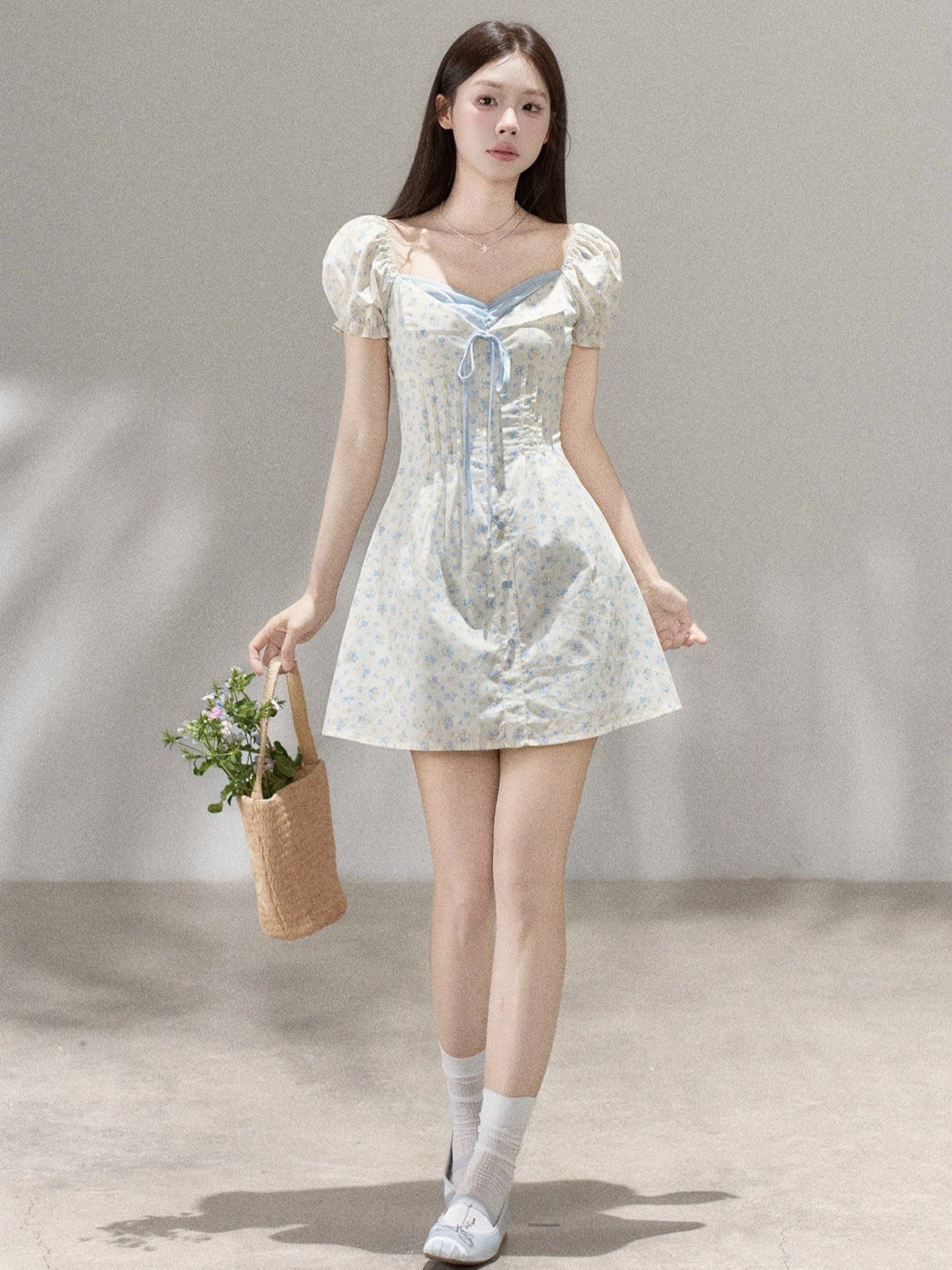 HERCHIC Váy ngắn hoa nhí phong cách Pháp tay bồng dịu dàng và thanh lịch